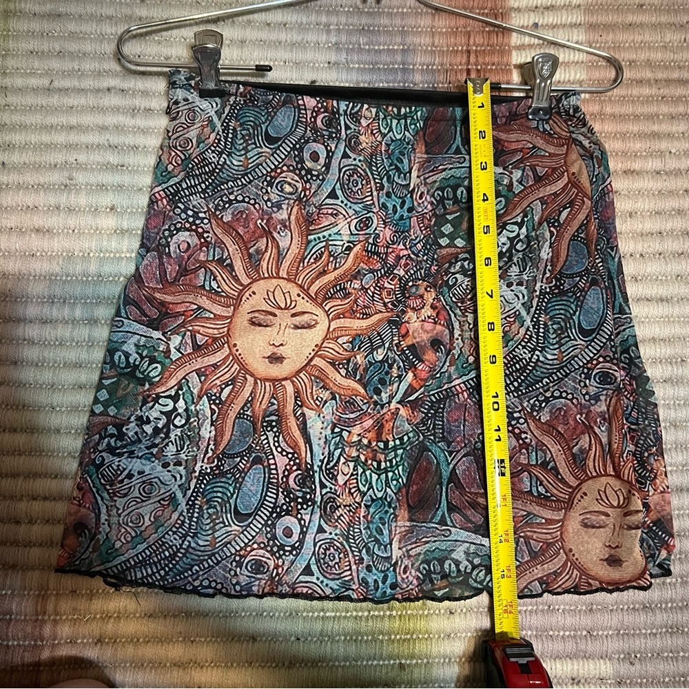 Celestial patterned skirt - Picture 6 of 6